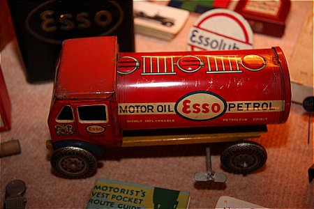 ESSO CLOCKWORK TANKER - click to enlarge